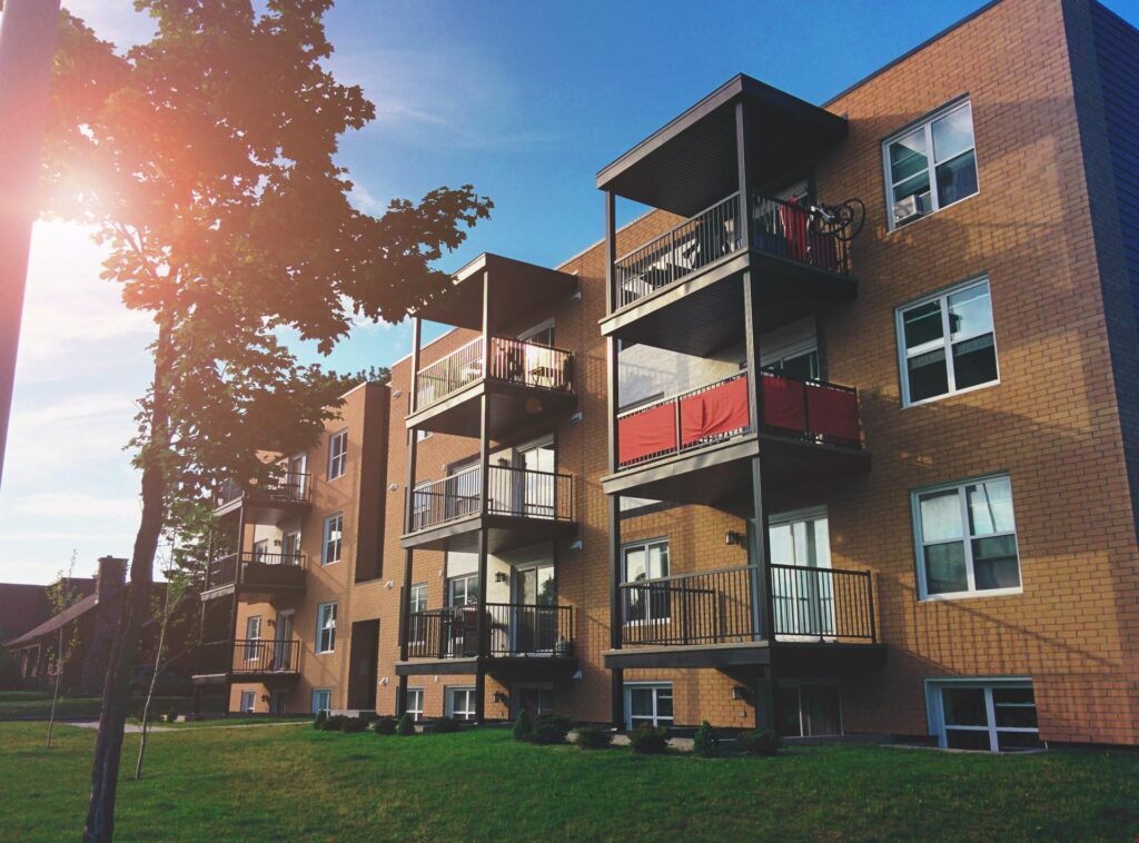 Invest in real estate with a second mortgage in Vancouver