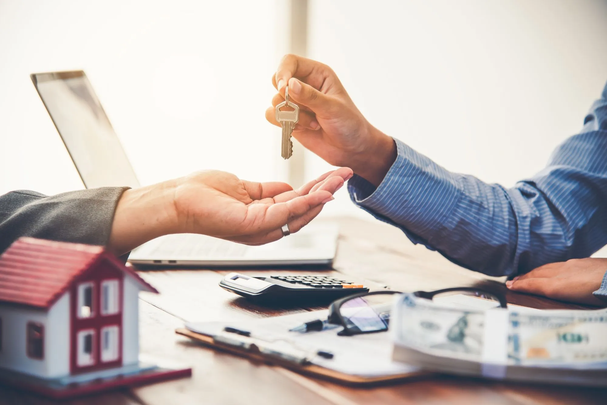 pay off house or invest better to pay off mortgage or invest