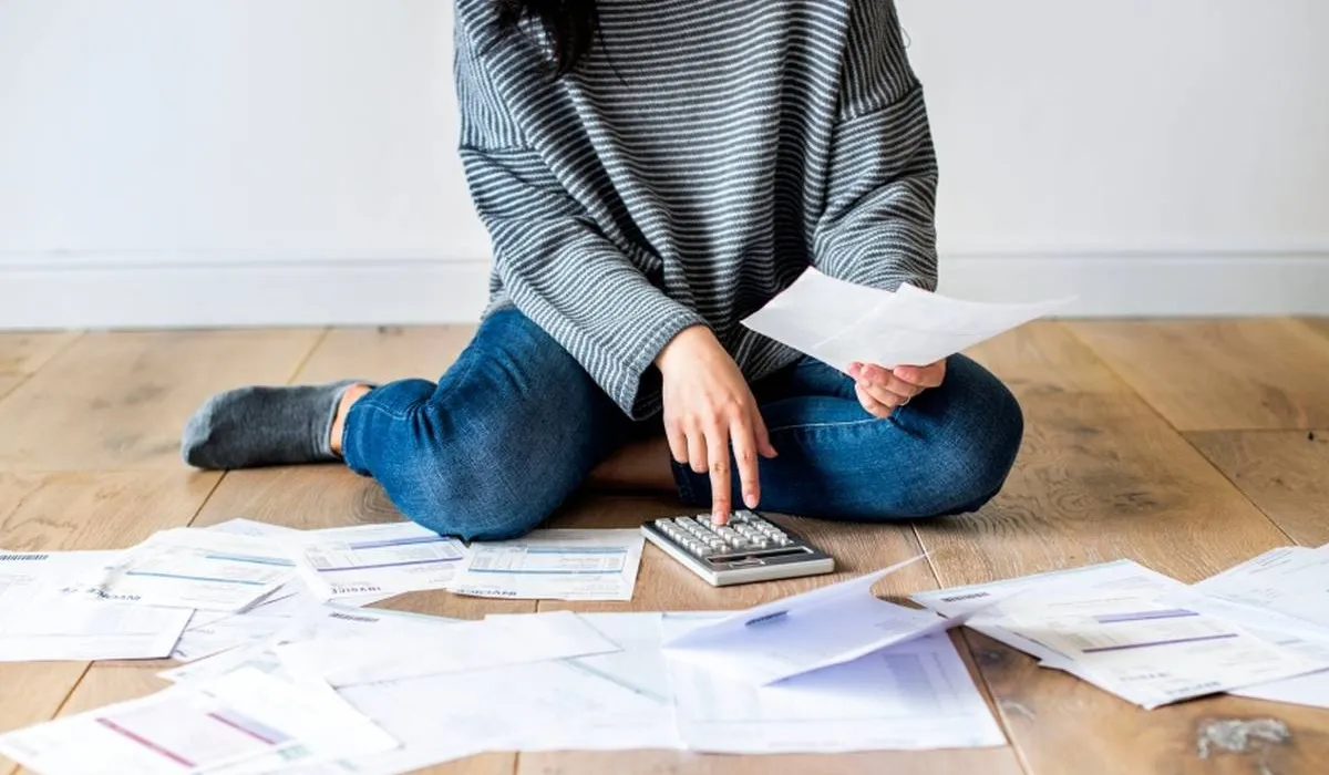 how does debt conslidation work in canada