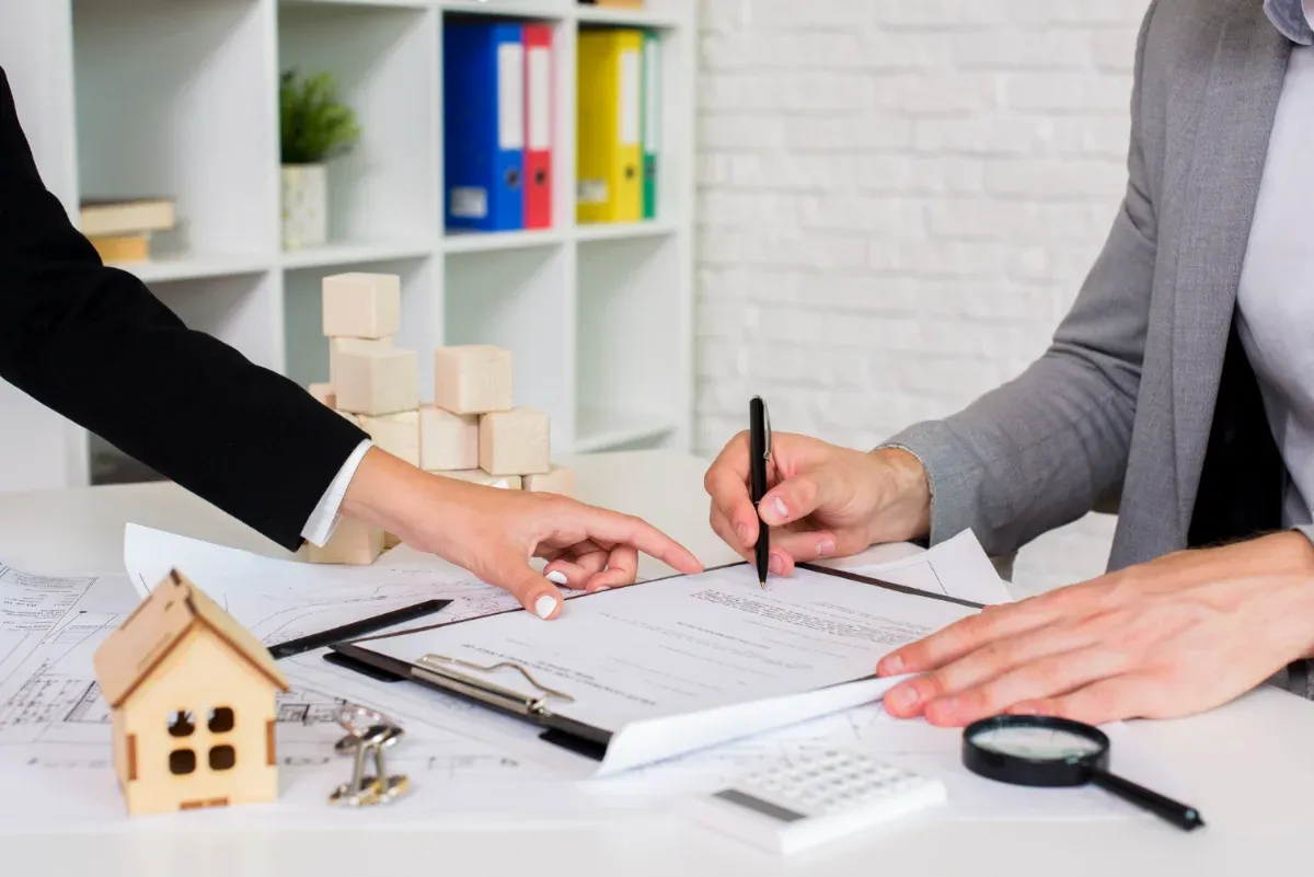 Surrey Commercial Mortgages in Low Rates
